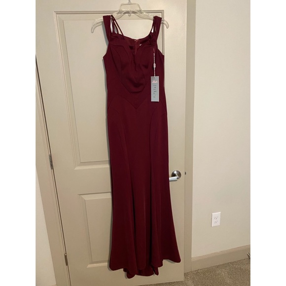 Evening gown - Picture 2 of 3